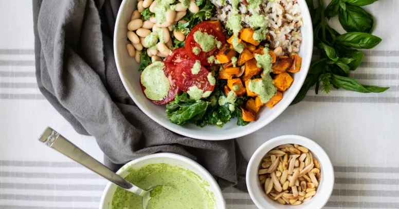 Healthy meal prep with whole grains legumes and vegetables for 18:6 intermittent fasting nutrition plan