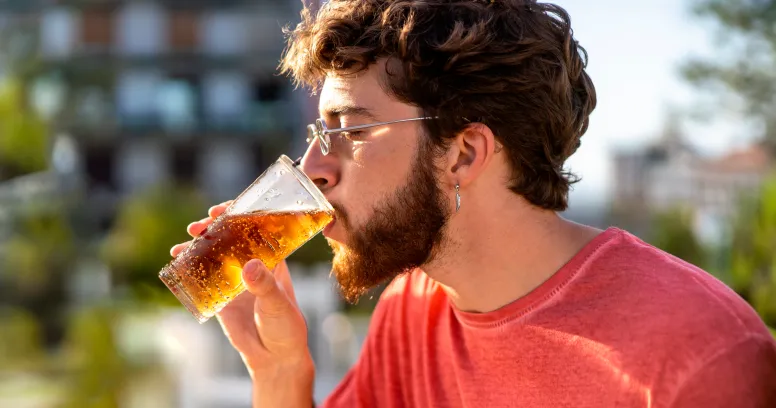 Diet Coke benefits for intermittent fasting showing satisfaction of cravings, weight loss support, and calorie deficit maintenance