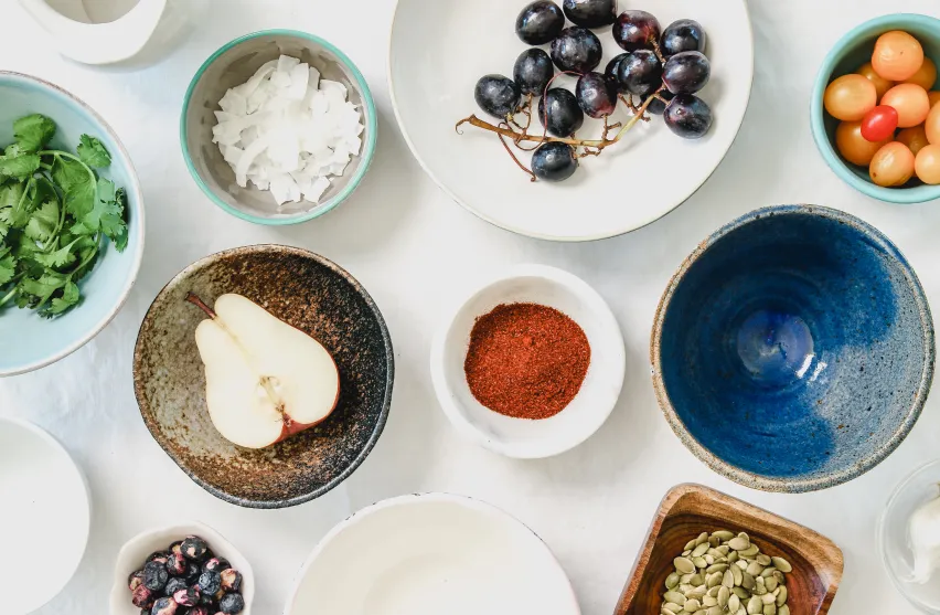 Flexitarian diet guide showing plant-based meal options and flexible vegetarian eating approach for healthy nutrition