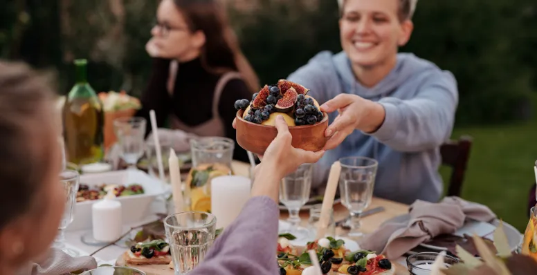Tips for better intermittent fasting results showing mindful eating and healthy nutrition choices for optimal outcomes